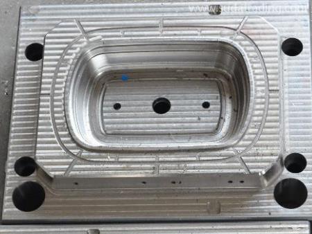 一站式代理塑膠模具進(jìn)口報(bào)關(guān)操作指南！